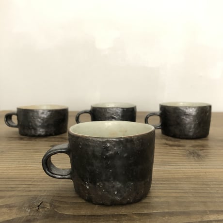 石原多見子　作品 No.72　マグカップ