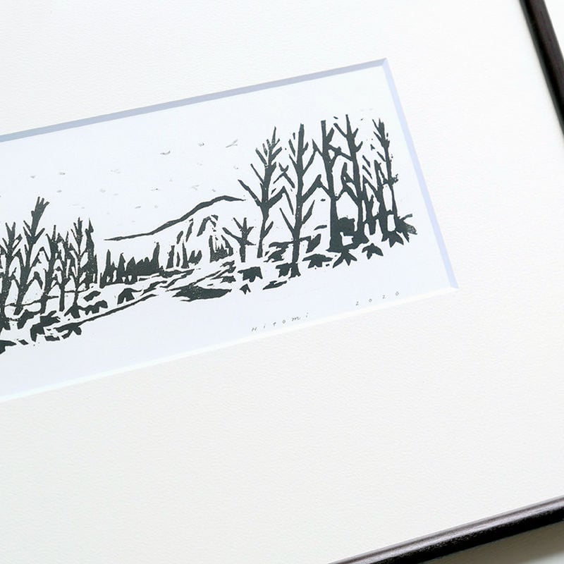 平岡瞳 木版画「山が見える風景」 | URESICA