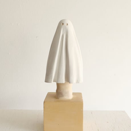 伊津野果地　木彫作品 「Me and My Ghost」
