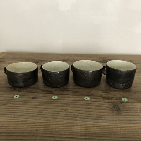 石原多見子　作品 No.72　マグカップ