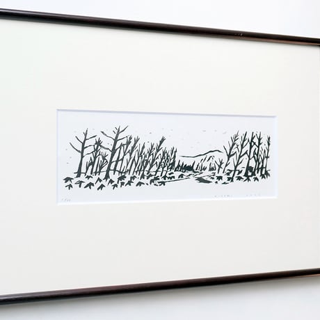 平岡瞳　木版画「山が見える風景」