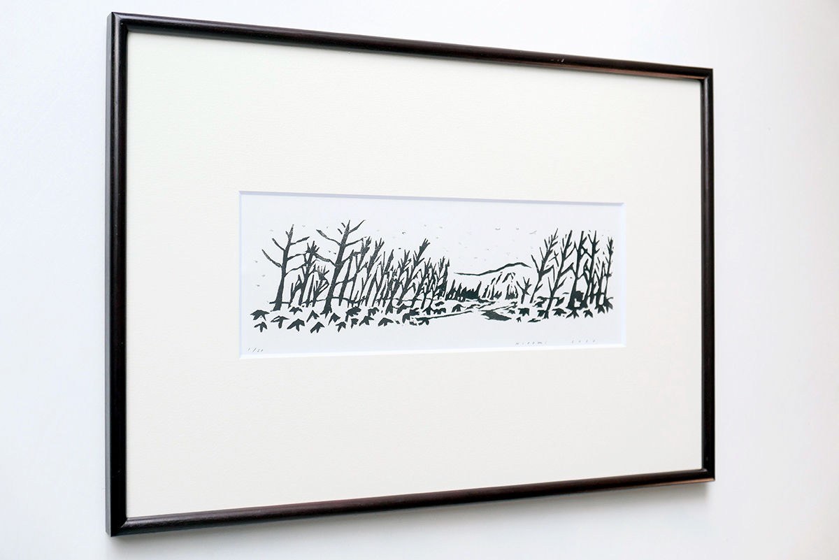 平岡瞳 木版画「山が見える風景」 | URESICA