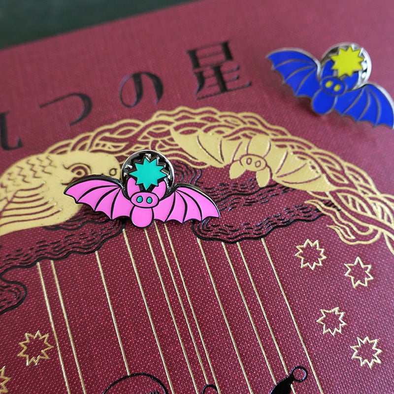 石黒亜矢子 大蝙蝠ピンバッジ | URESICA