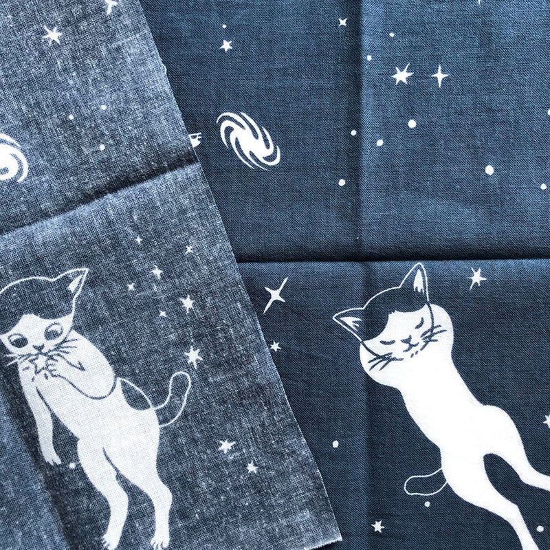 片岡まみこ「宇宙猫」手ぬぐい | URESICA