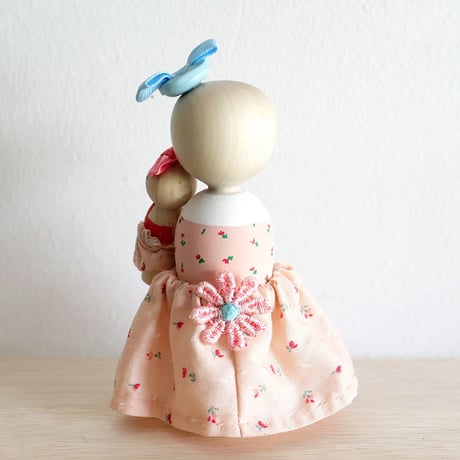 杉浦さやか「リカちゃんとわたし」こけし