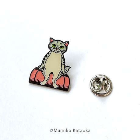 片岡まみこ「どかんねこ」ピンバッジ