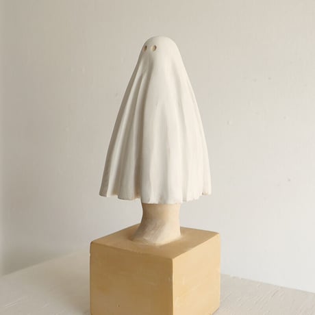 伊津野果地　木彫作品 「Me and My Ghost」