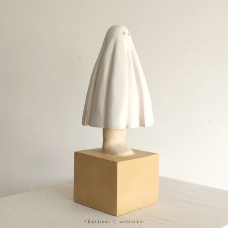 伊津野果地　木彫作品 「Me and My Ghost」