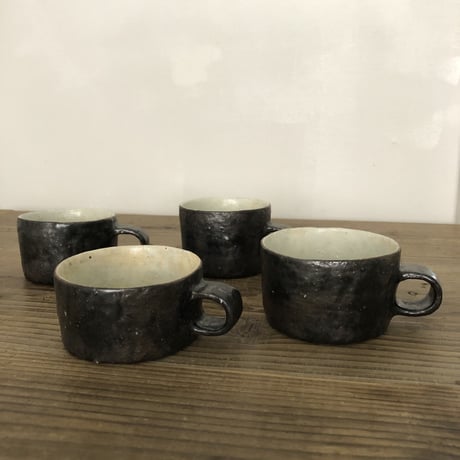 石原多見子　作品 No.72　マグカップ
