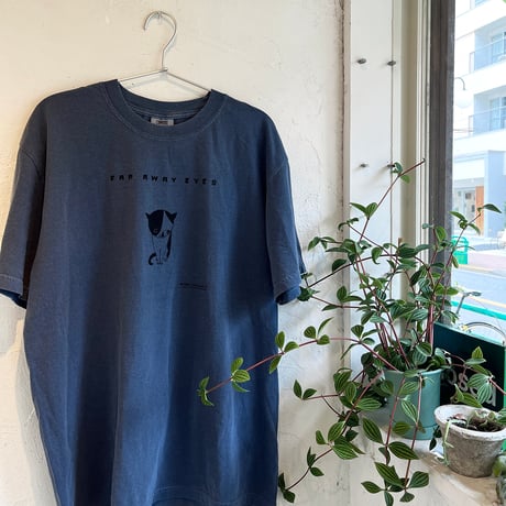 PUNTÍKY 柳本史「FAR AWAY EYES」Tシャツ