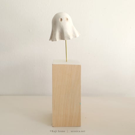 伊津野果地　木彫作品「Ghosts」