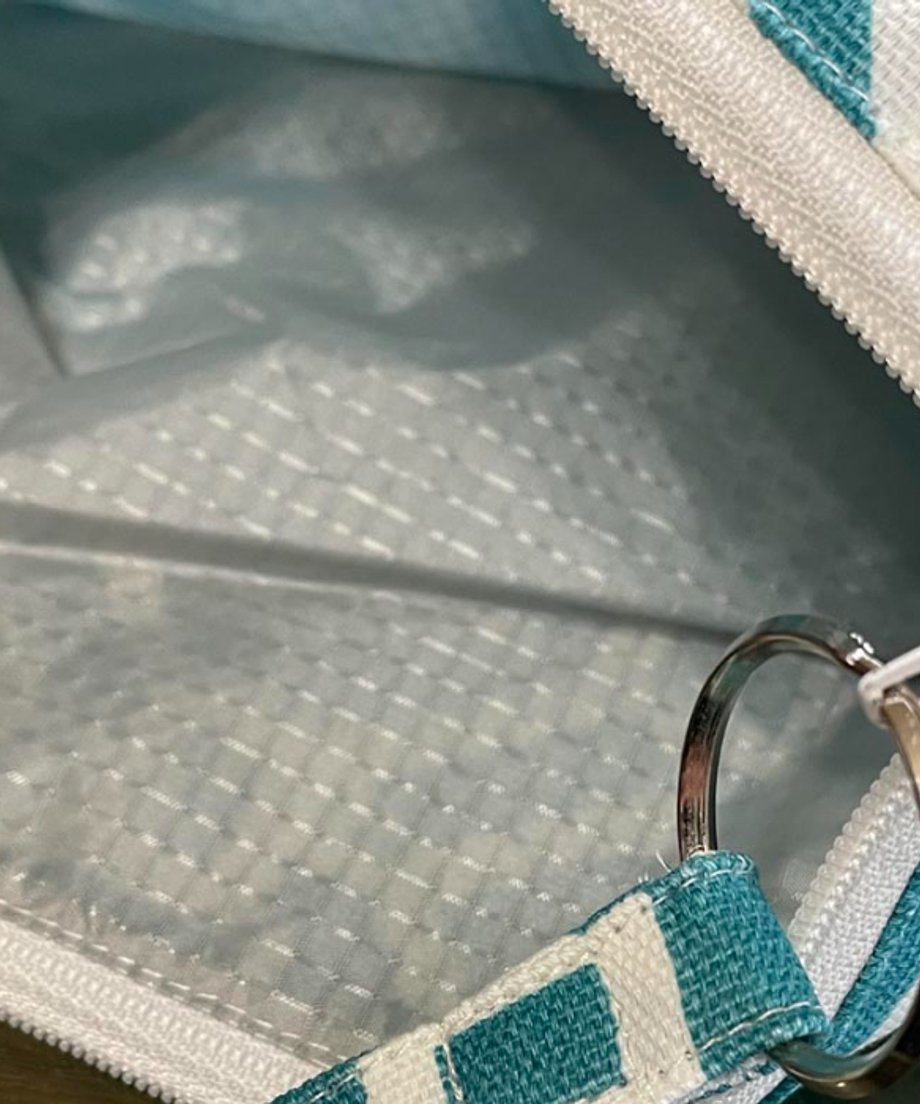 60b9b8dc4be7ef54829912e8