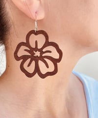 ウッドピアス　ハイビスカス　HNLS03148-6410-23