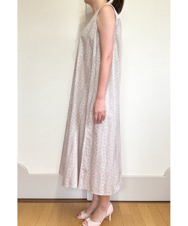 バックリボン マキシワンピース プアキニキニ Beige HNLS03572