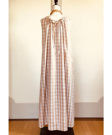 PALAKA BEIGE バックリボン ワンピース  HNLS03527-05030