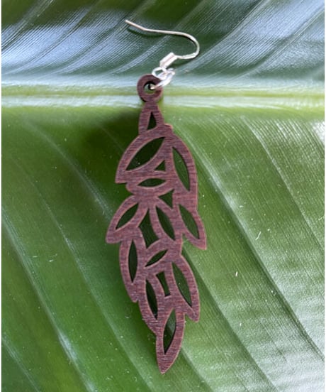 ウッドピアス　Filigree Leaves　HNLS03148-6410-20