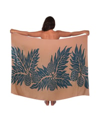 Hawai'ian Pareo   Bread Fruit-2  CORAL TEAL   HNLS03739-96410
