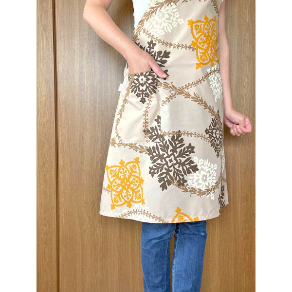 C&F  新品　未使用　エプロン　ハワイアン　ハワイアンキルト　キルト C&F HOME 新品 未使用 エプロン ハワイアン ハワイアンキルト キルト