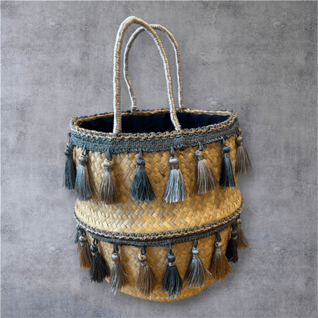「Luna Tassel Basket（ルナ タッセル バスケット）」　自然素材