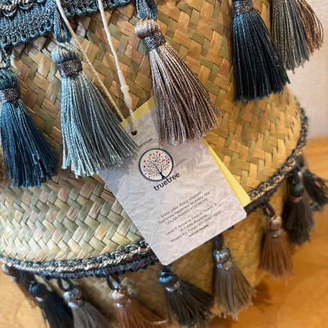 「Luna Tassel Basket（ルナ タッセル バスケット）」　自然素材