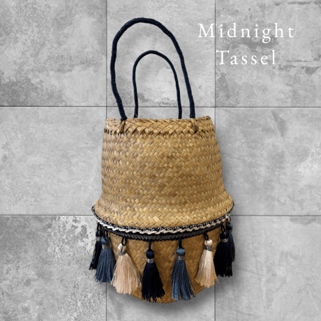Midnight Tassel　ナチュラル素材のタッセル付き　バスケット