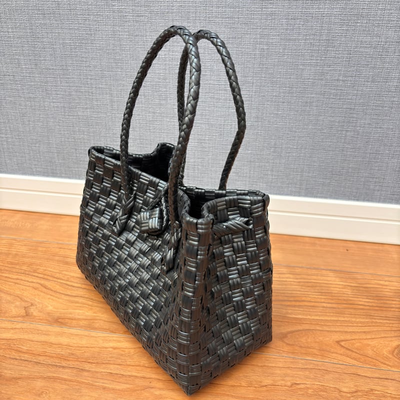 GP ボックス.トート 横 M ブラック | true tree