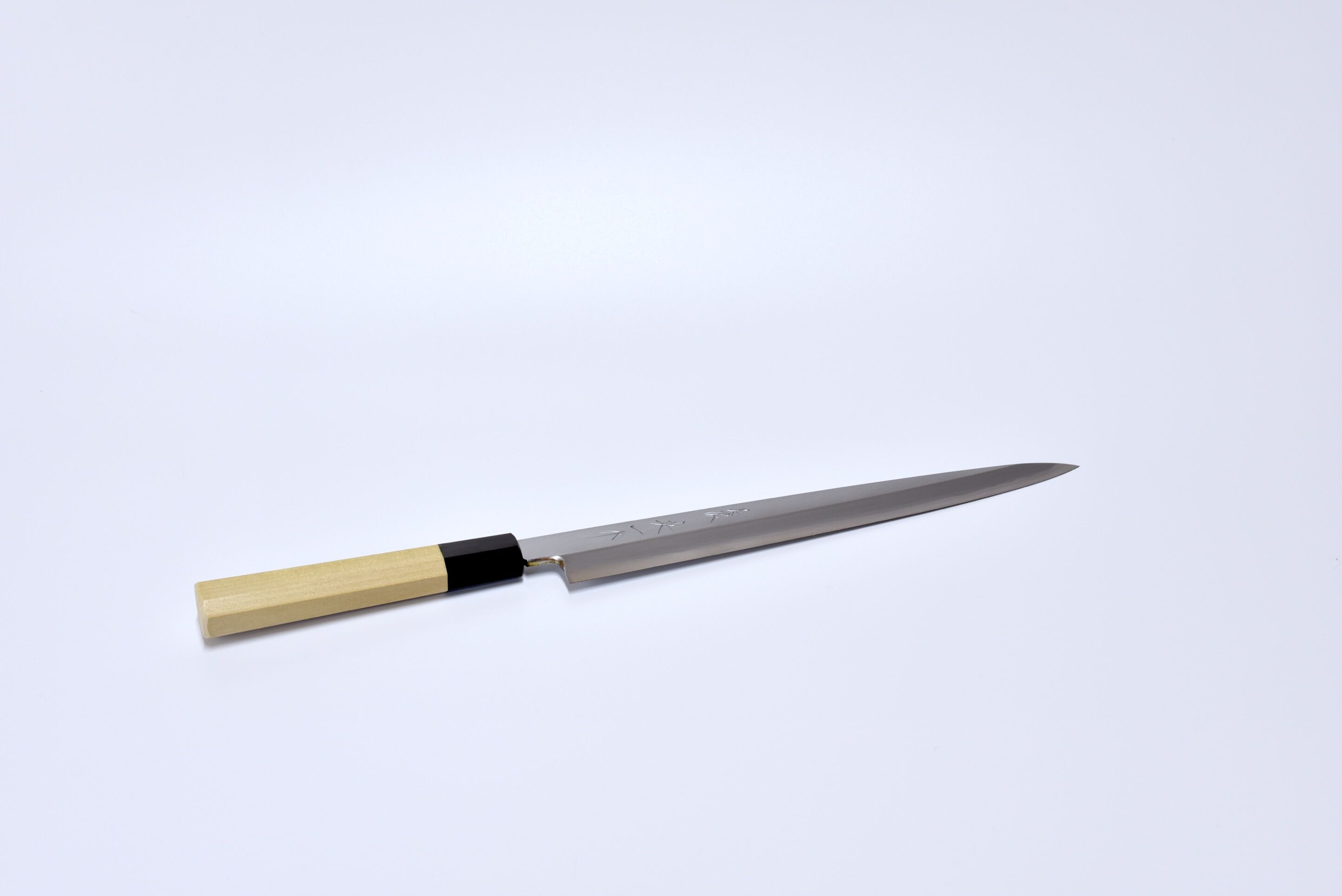 研晴　八角　柳刃包丁　23センチ 青紙柳刃包丁270mm 本霞研ぎ 水牛八角柄（本職用） | マルサ研磨巧業
