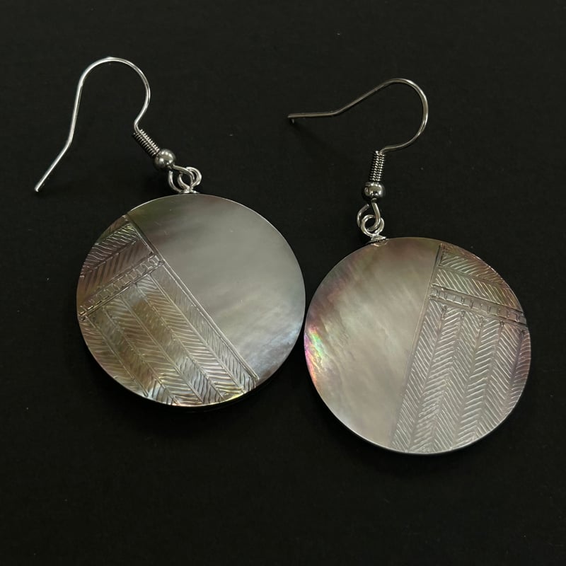 Arts Ke'a】Fauura Teva 黒蝶貝ピアス7 | タヒチアンショップ「パティテ