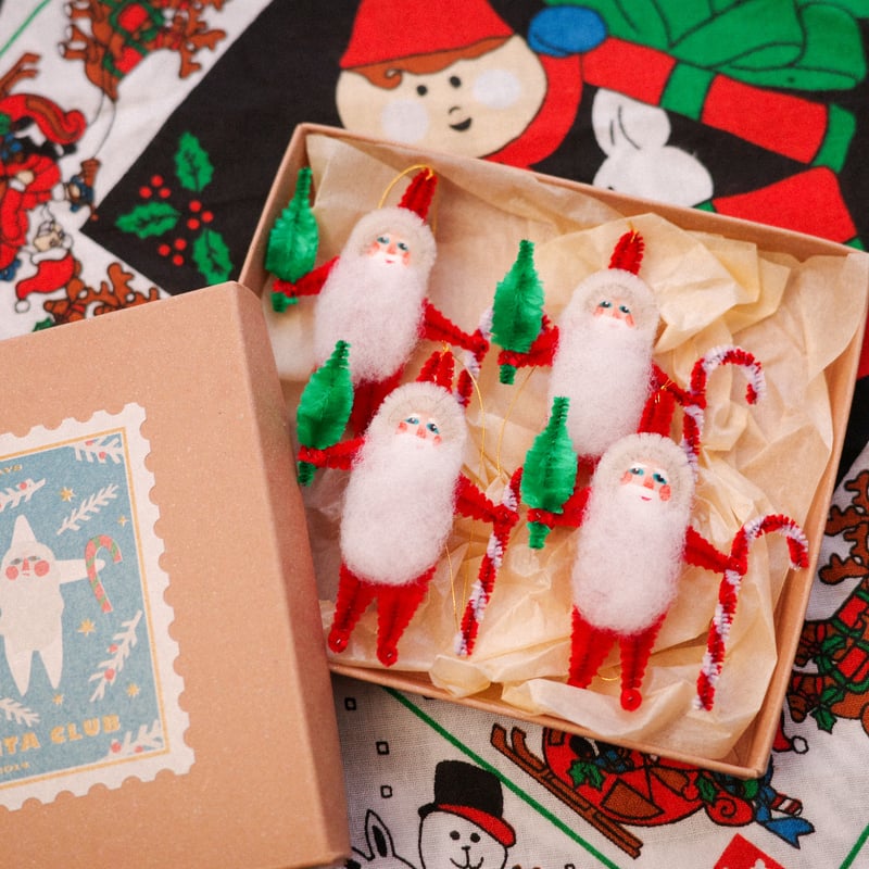 No.B54 街並みクリスマス　今時サンタのプレゼント配り♪ モールサンタセット（4個セット） | Retro Santa Club