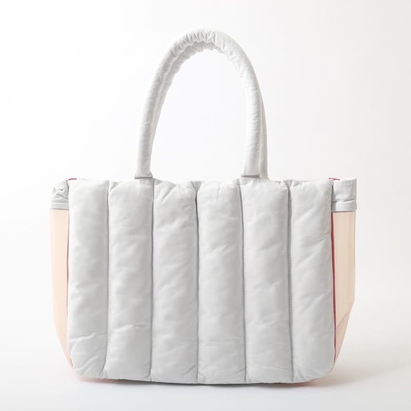 HOW2WORK × AES  ラブブ コラボトートバッグ　オフ白 HOW2WORK × AES ラブブ コラボトートバッグ オフホワイト - メルカリ