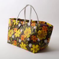 フラワーメガトート　＃KHAKI