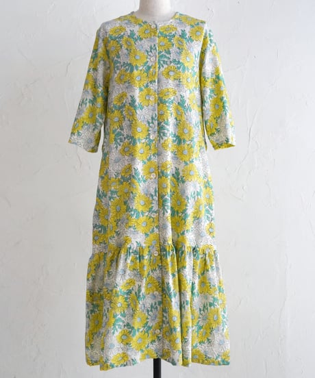 Margaretコットンカディ前ボタンワンピース
