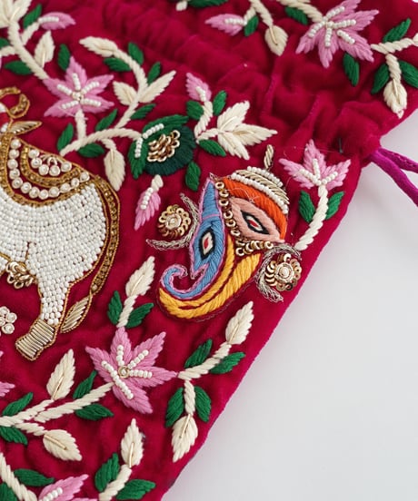 【インド雑貨】インドモチーフビーズ刺繍巾着バッグ / pink