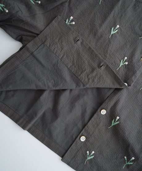 あり刺繍uraraジャケット