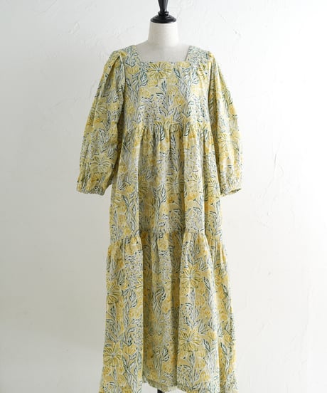Floral コーデュロイワンピース