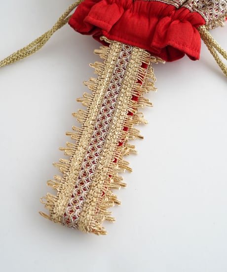 【インド雑貨】フラワー刺繍ミニ巾着バッグ
