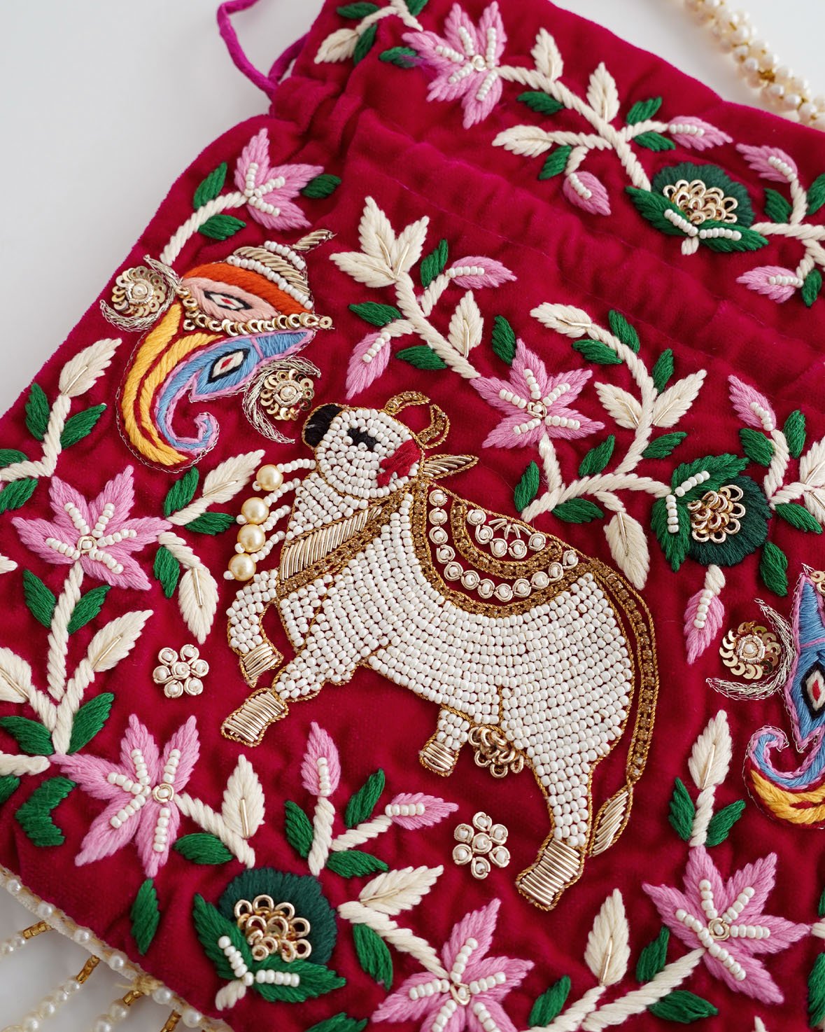 目のモチーフ 巾着袋バッグ イーブルアイ インド刺繍 ハンドメイド