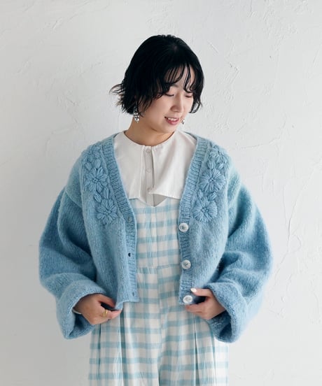 【ネパールハンドメイドニット】手編みフラワーモチーフカーディガン