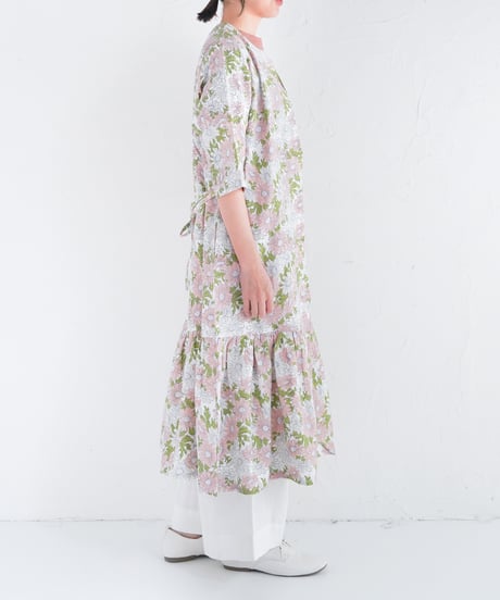 Margaretコットンカディ前ボタンワンピース