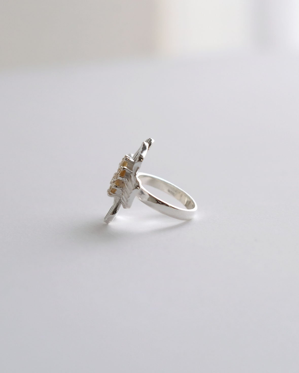 フラワーモチーフリング / シルバー | kapuwa