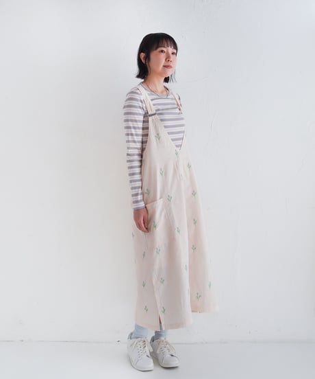 あり刺繍uraraサロペスカート