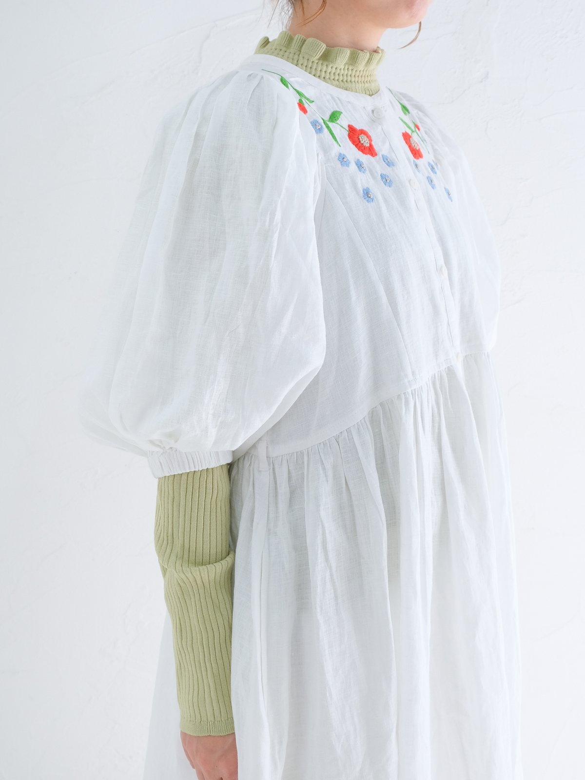 kapuwa あり刺繍 Sing リネンシャツ 長袖 ブラウス 麻 kapuwa あり刺繍 Sing リネンシャツ 長袖 ブラウス 麻