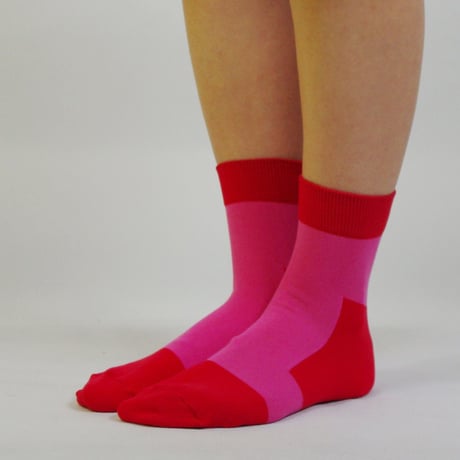 LET'S GO SOCKS / 30 RED