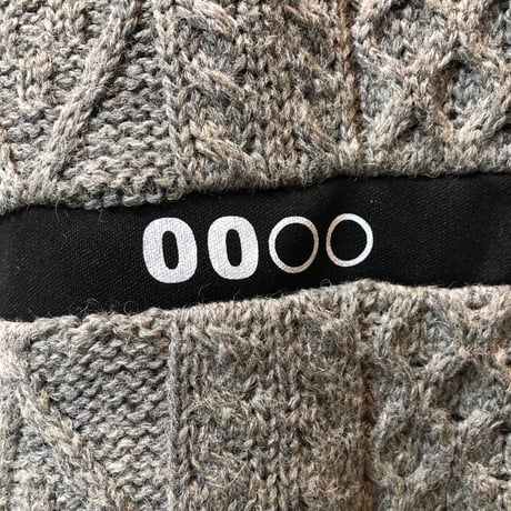 00○○　ラインケーブルニット