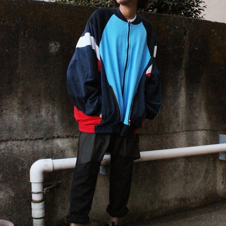 00○○　ファスナーモモンガシャージ