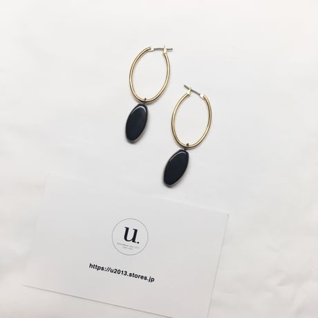 goldフープ×blackstoneピアス