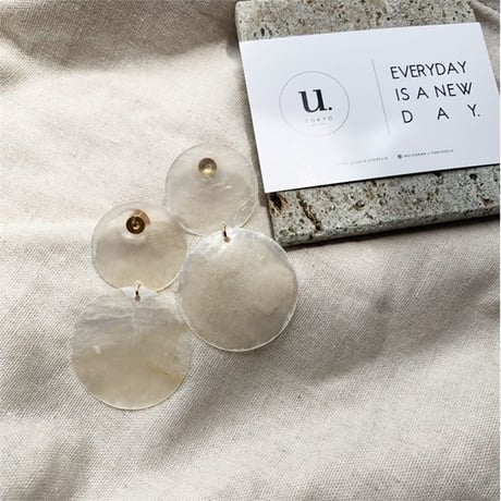 clear shell pierce・earring