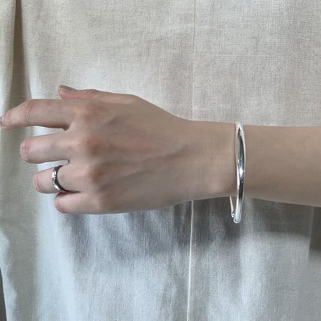 《予約販売》silver distortion bangle