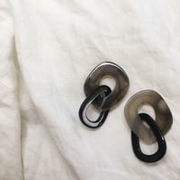 gray marble×blackフープピアス・イヤリング