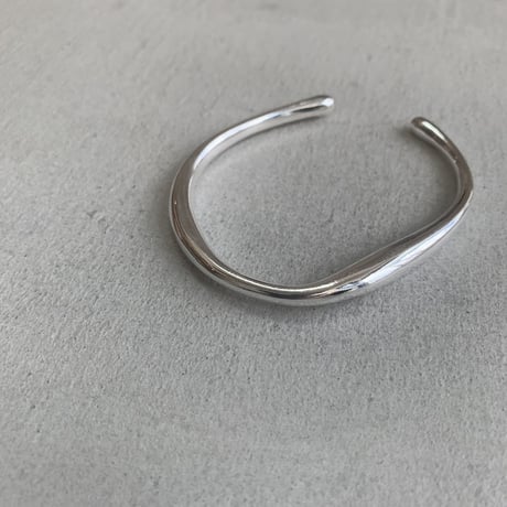 《予約販売》silver distortion bangle